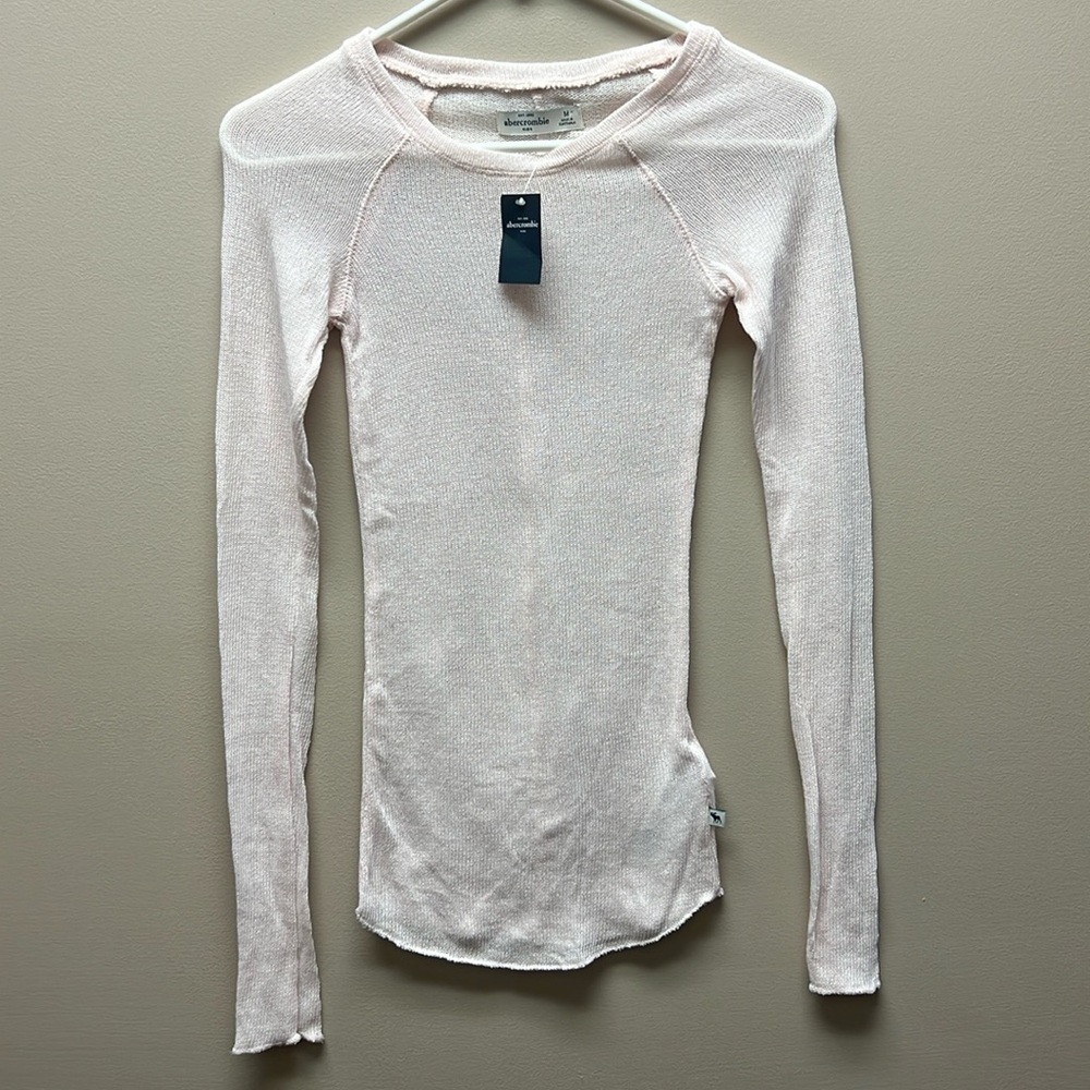 Girls abercrombie Kids Long Sleeve Thin Pink Sweater, Light Pink, Size Medium